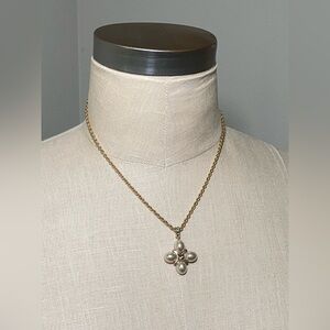 2028 Jewelry Gold-Tone Grey Costume Pearl w/ Black Diamond Accent